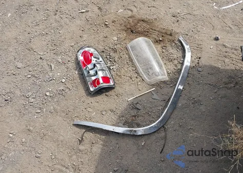 1999 Chevrolet Silverado 1500 Ls from USA, damaged, VIN 1GCEK19T1XE138050